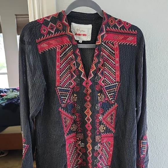 Johnny Was Black and Red Embroidered Top - Picture 1 of 3